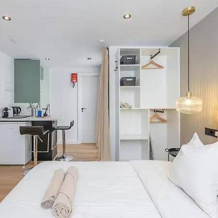 Doble Sunny Apartment *